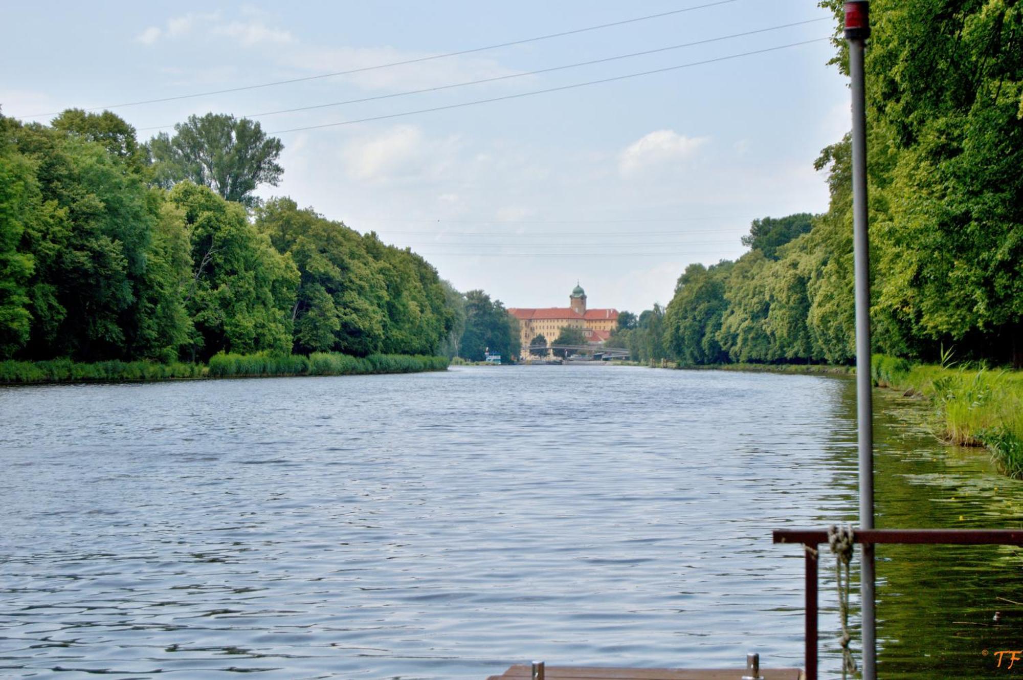 Penzion Labska Marina Poděbrady Exterior foto