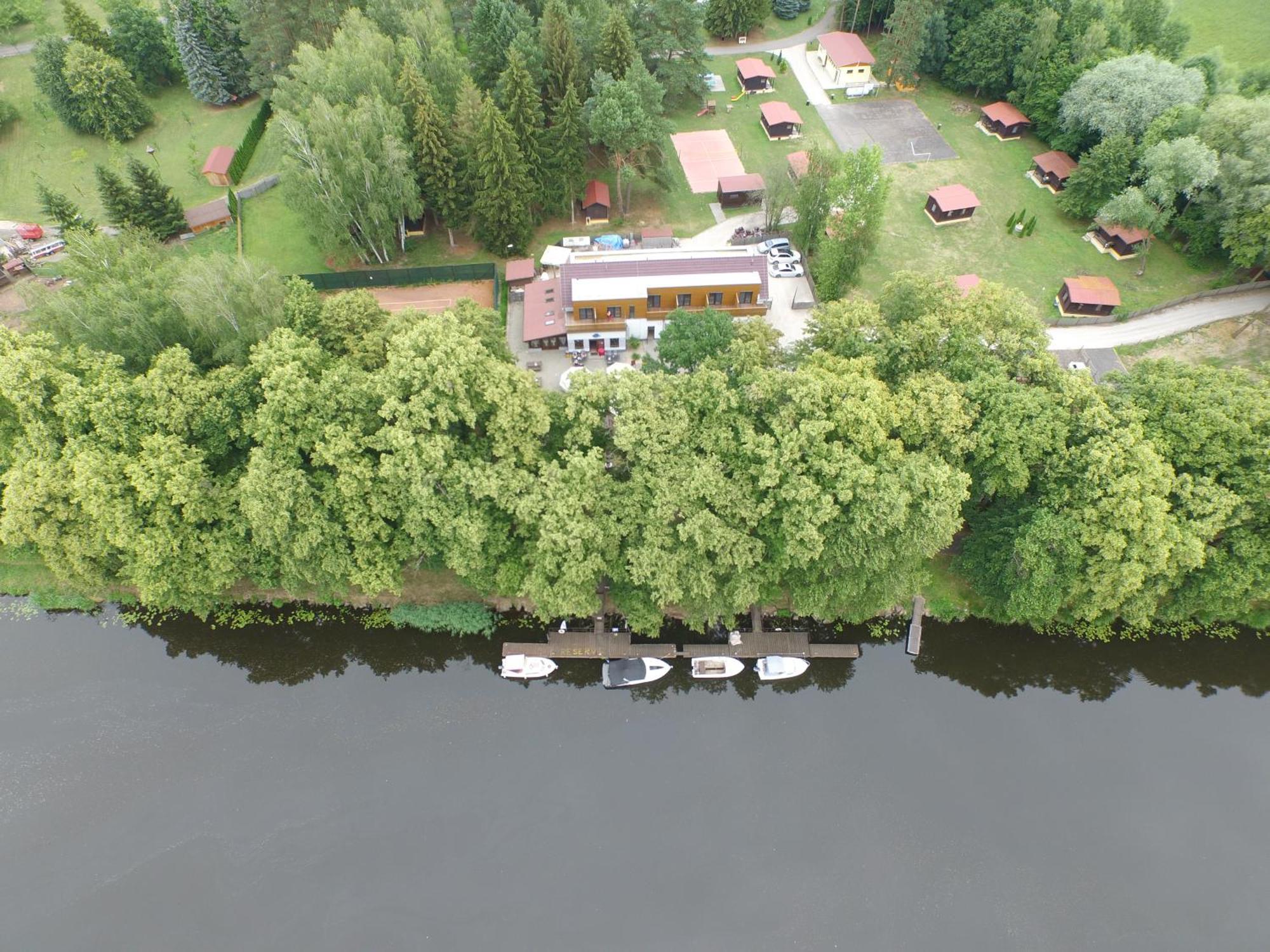 Penzion Labska Marina Poděbrady Exterior foto